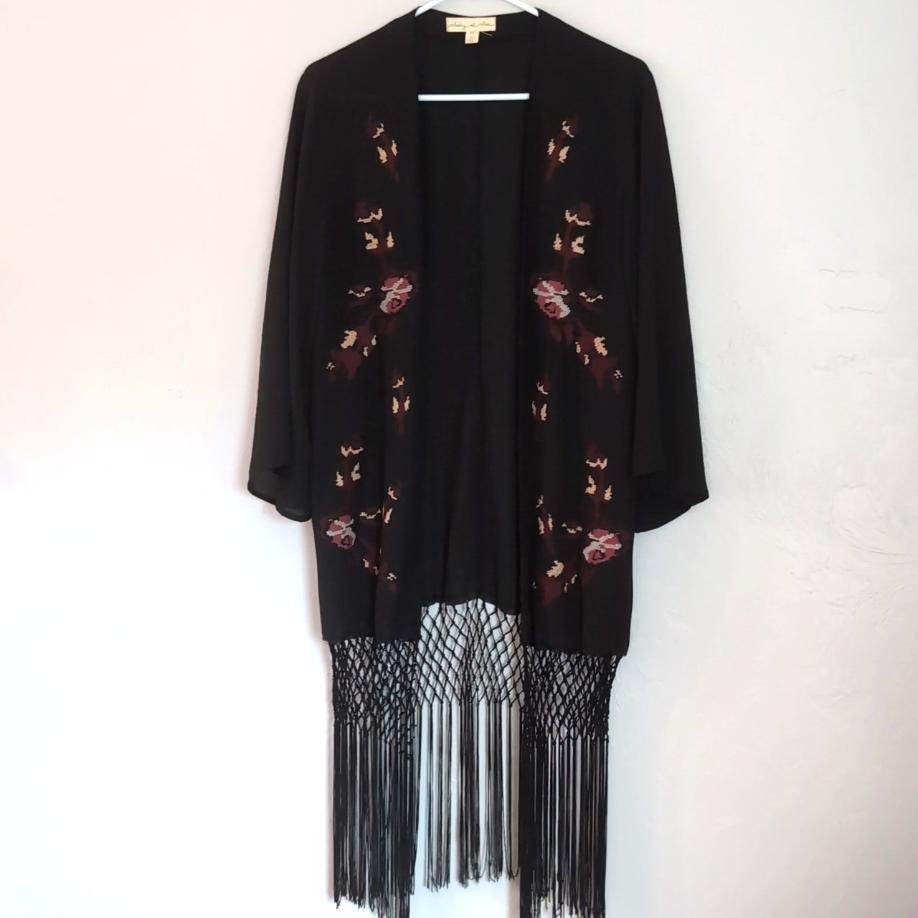 Staring At Stars Embroidered Black Fringe Kimono Shrug Women's Size Medium